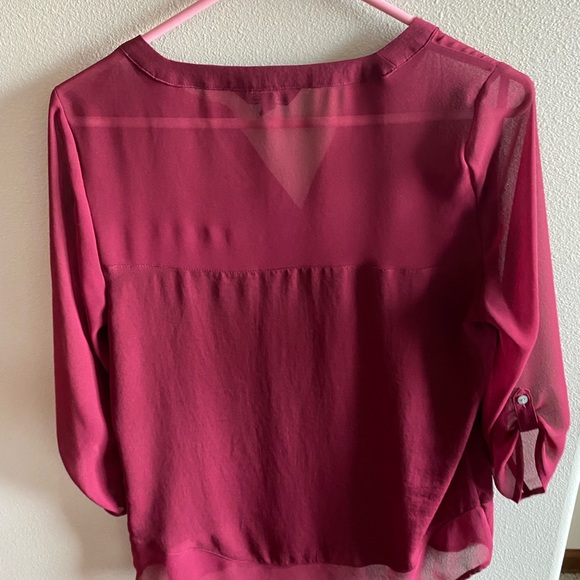 BUNDLE. 2 X-small Express button up 3/4 length sleeves. - Picture 5 of 6